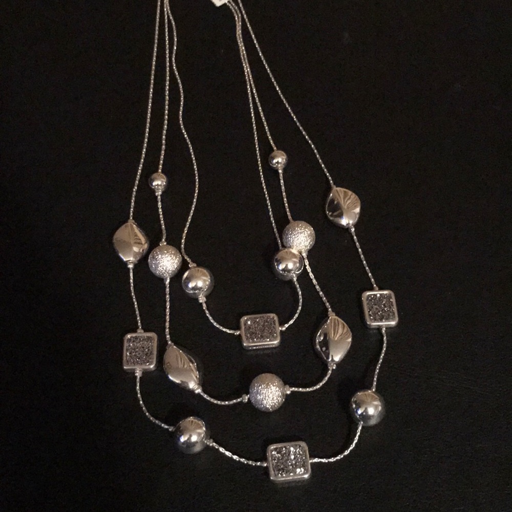 Style&co 3 row glitter silver necklace.
